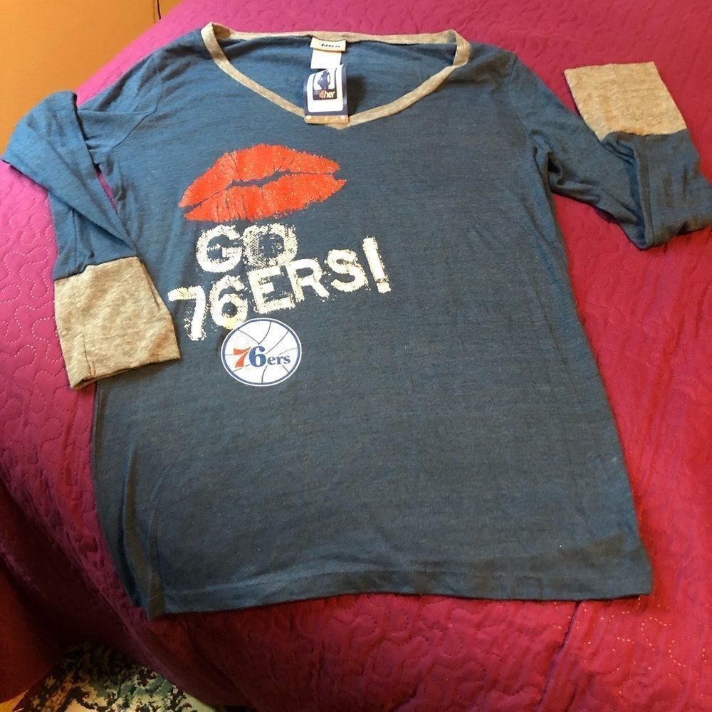 V neck NBA 76ers glitter size L